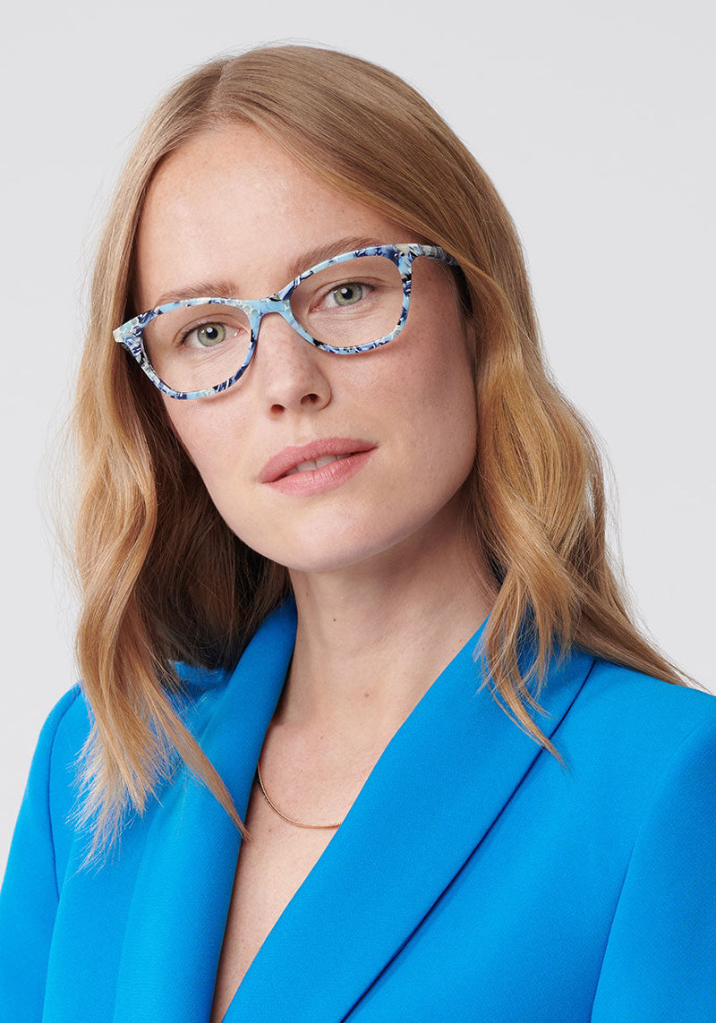 KREWE AMELIA | Azul Handcrafted, luxury blue acetate glasses womens model | Model: Annelot