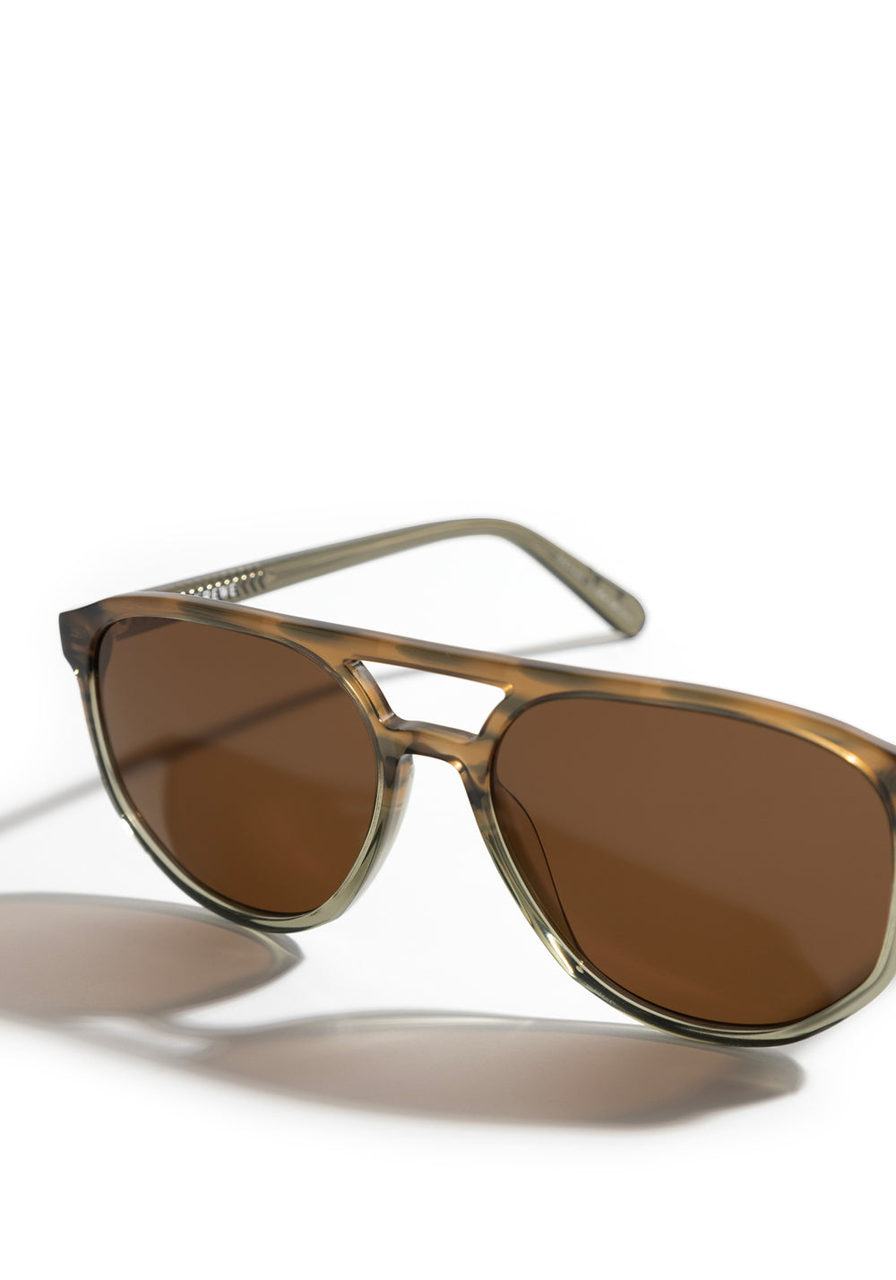 BRANDO | Marsh Polarized Handcrafted, luxury brown green grey gradient acetate aviator polarized KREWE sunglasses womens model