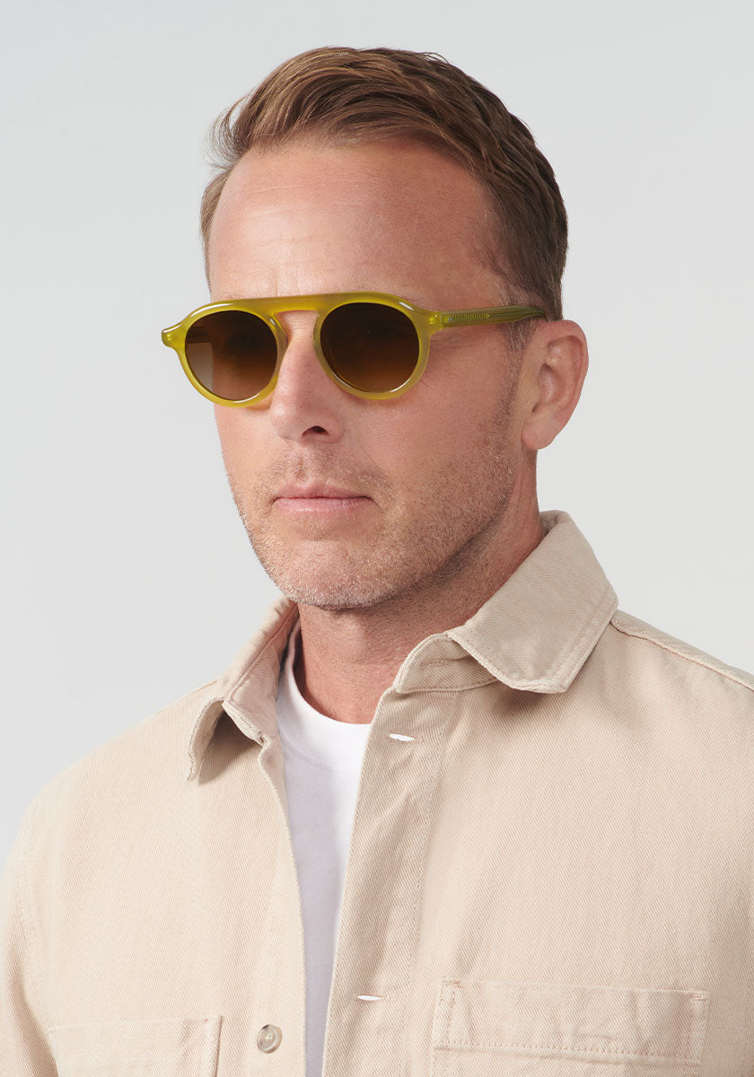 KREWE SUNGLASSES - CAMERON | Chartreuse handcrafted, luxury yellow acetate round frames mens model | Model: Tim