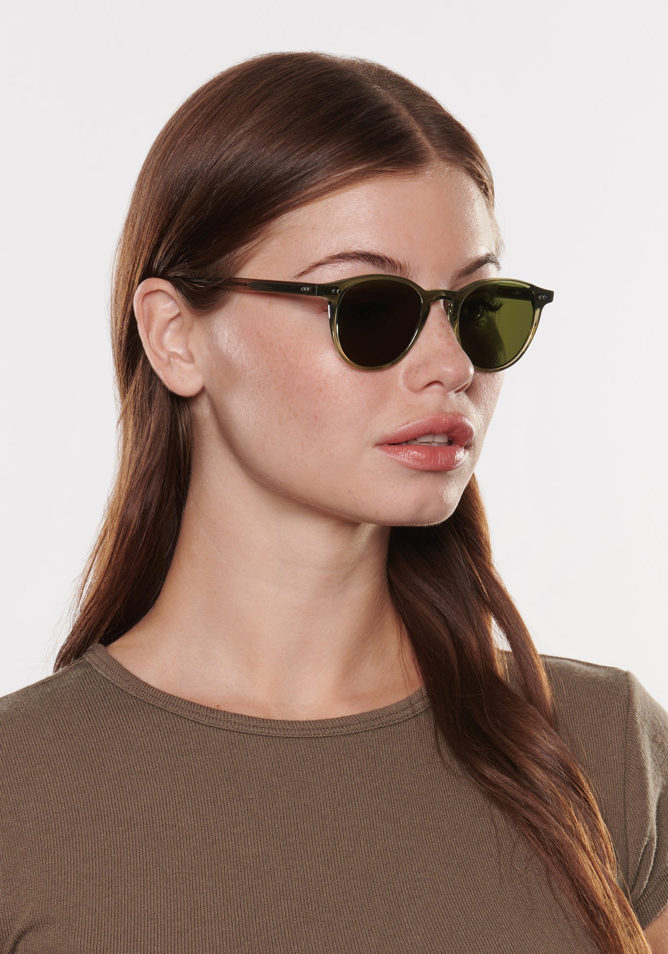 KREWE SUNGLASSES - LANDRY | Verde handcrafted, luxury green acetate round sunglasses womens model | Model: Katie